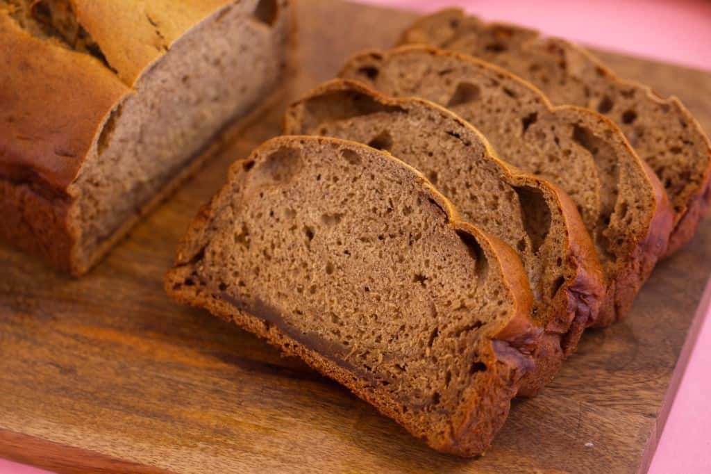 Healthy five ingredient banana bread