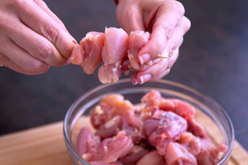 How to cut & skewer chicken for air fryer skewers