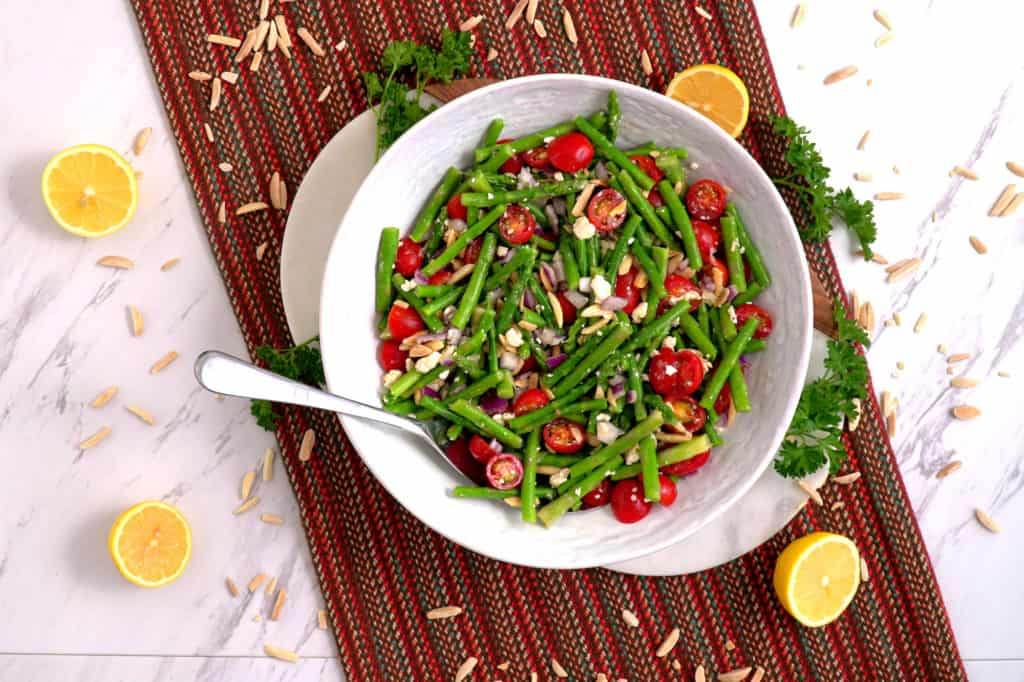Cold Asparagus Salad, asparagus tomato salad, raw asparagus salad, cold salads, cheap meal prep, easy healthy meals, easy lunch ideas, vegetarian lunches