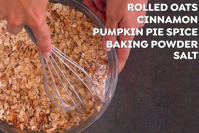 Combine rolled oats and dry ingredients in a large bowl.