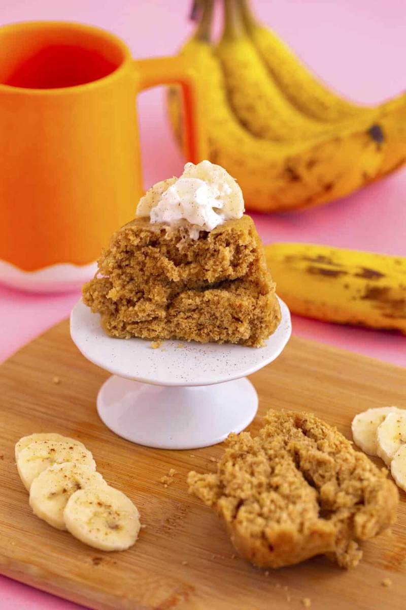 Healthy Banana Bread Mug Cake