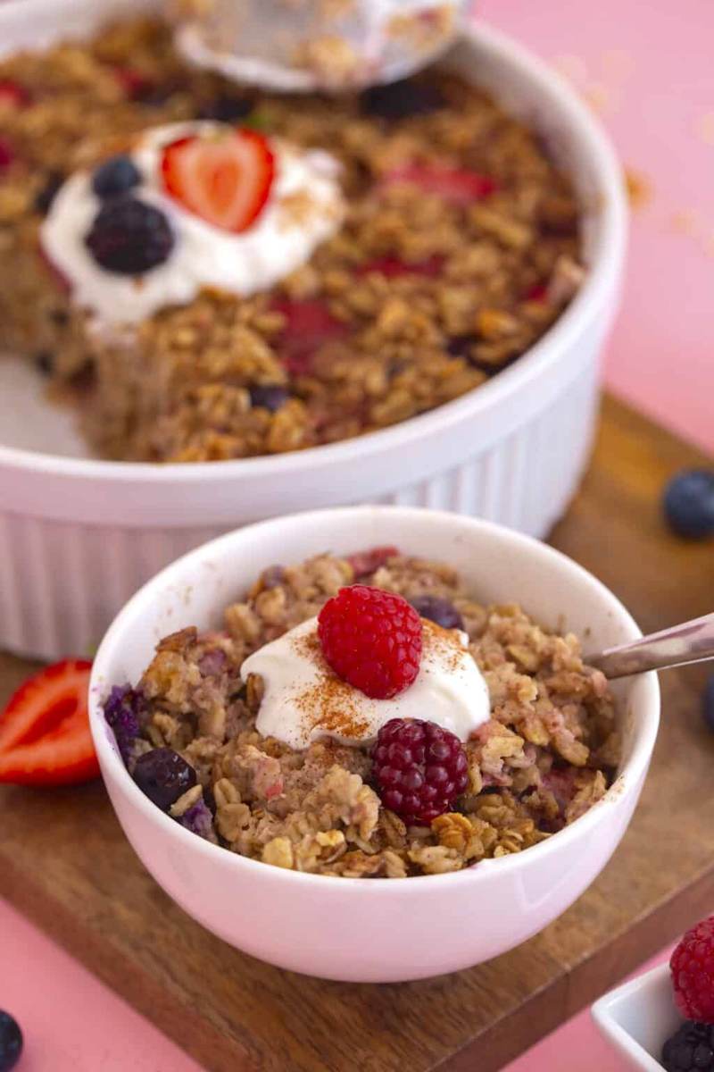 Mixed Berry Baked Oatmeal