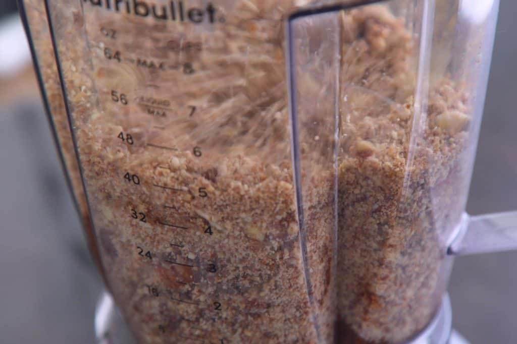 How to Make Homemade Almond Butter