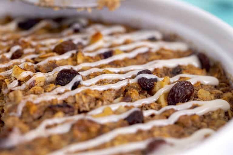 Cinnamon Roll Oatmeal Bake
