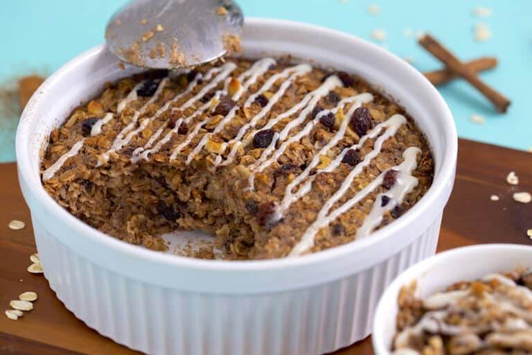 Cinnamon Roll Baked Oats