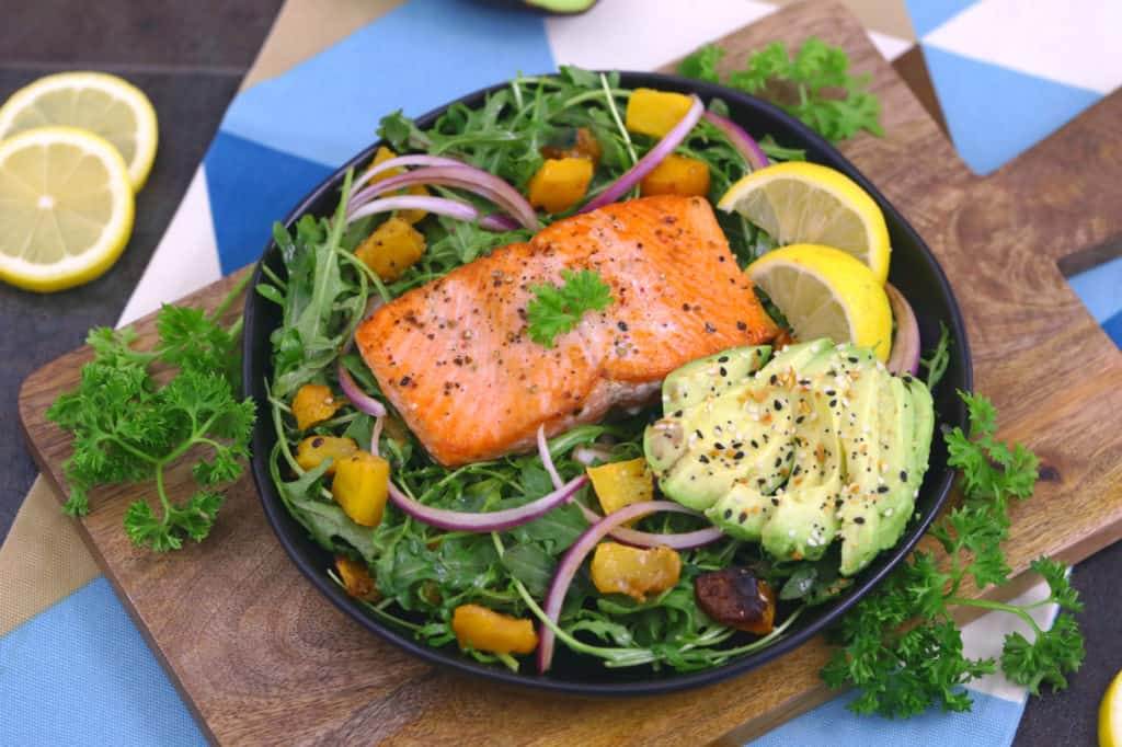Seared Salmon Salad