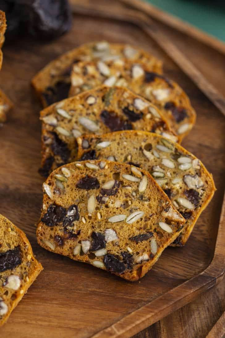 Dried Fruit and Nut Crackers