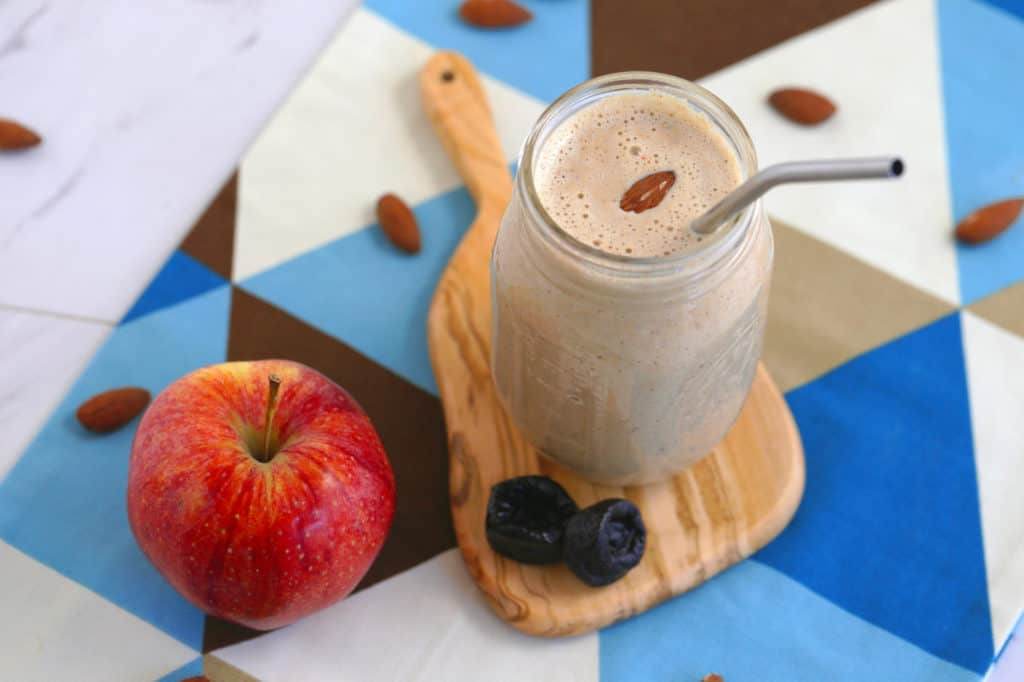 healthy drinks for digestion, prune smoothie, smoothie for constipation, digestive drinks non alcoholic, sunsweet prune juice recipes, prune juice benefits, high fiber drinks