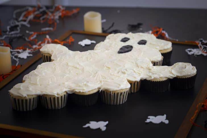 Pull Apart Ghost Cupcakes