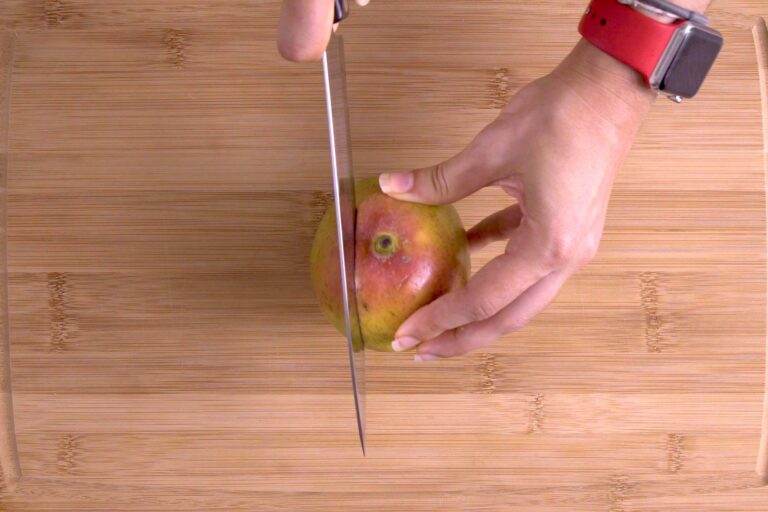 How to Cut a Mango for Salsa