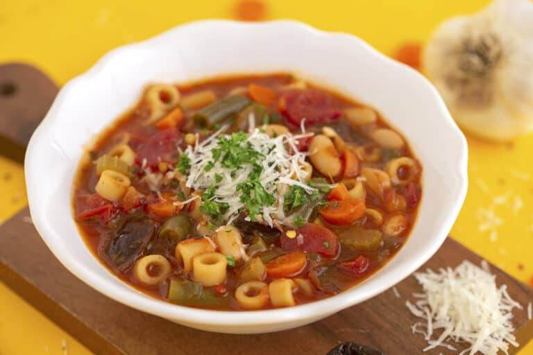 Healthy Minestrone Soup
