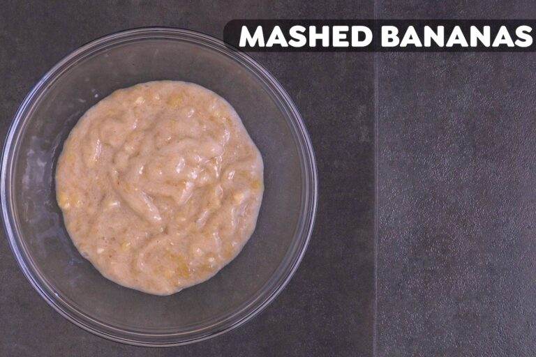Mash bananas well so they'll integrate into the pudding smoothly.