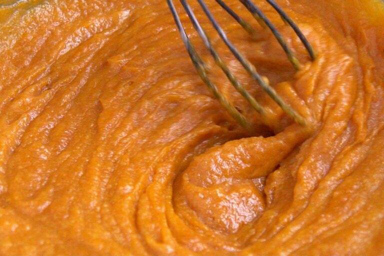 Whisk well until wet ingredients are smooth & integrated.