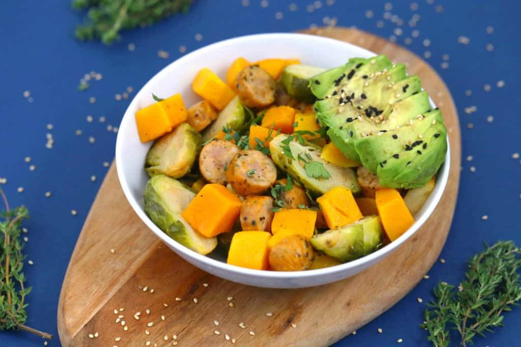 Sausage and vegetable foil packet dinners, foil packet dinner recipes, sheet pan dinners, healthy dinner ideas, easy foil dinners, budget friendly meals, camping meal ideas, chicken and vegetables in foil packets recipe