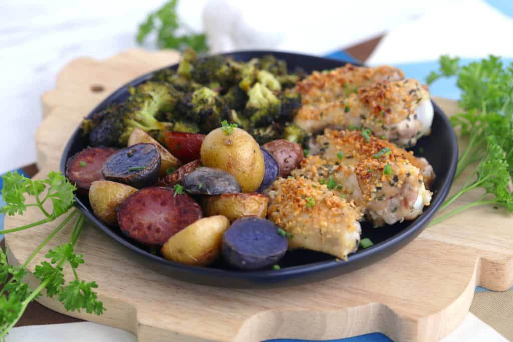 Garlic chicken wings, paleo chicken wings, paleo dinner ideas, paleo diet recipes, crispy oven baked chicken wings, easy paleo recipes, paleo meal prep