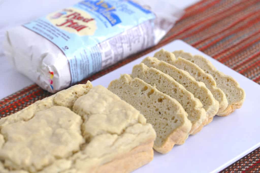 Easy Gluten Free Bread Recipe without yeast, best gluten free bread, how to make gluten free bread, homemade gluten free bread, gluten free dairy free bread recipe, rice flour bread