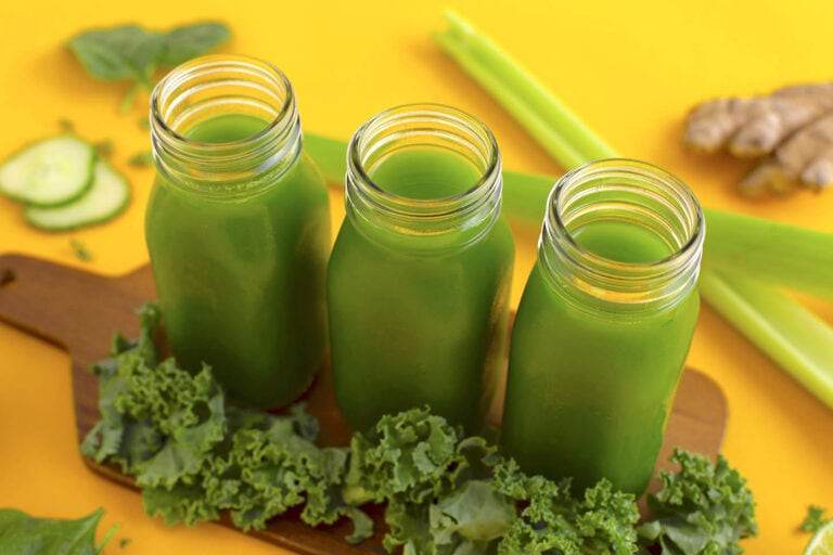 How to Make Green Juice in a Blender