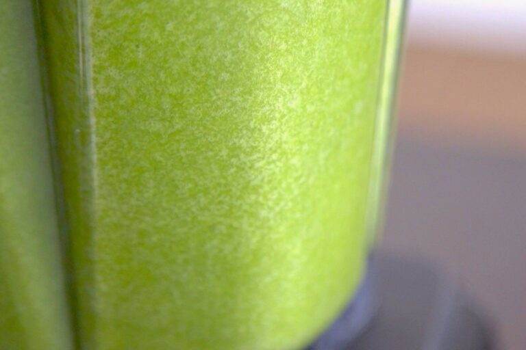 You will need to blend green juice for 2-5 minutes, depending on your blender.