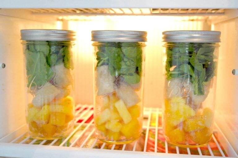 Store freezer smoothie packs in the freezer, leaving space between the jars for cold air to circulate.