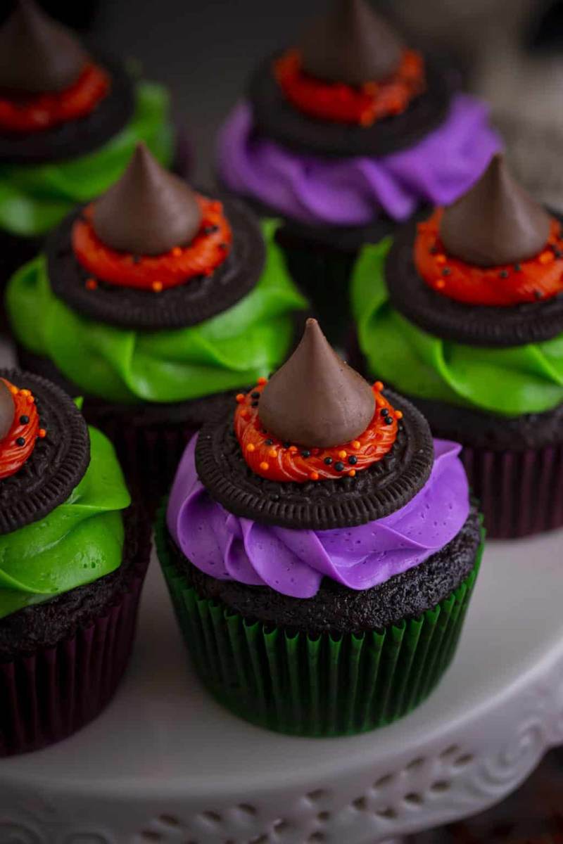 Halloween Witch Hat Cupcakes