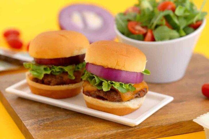Hawaiian Roll Cheeseburger Sliders