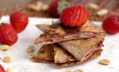 Peanut Butter Strawberry Quesadilla, healthy school lunch ideas, easy healthy lunch ideas for work, easy lunch ideas, healthy lunch recipes