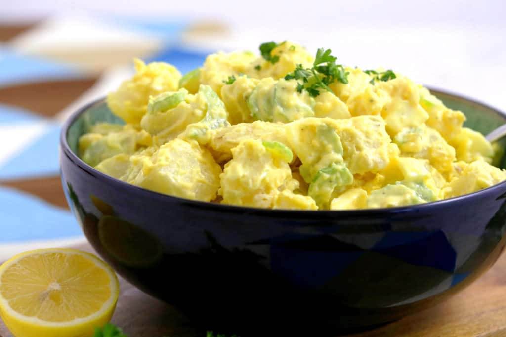 Healthy Potato Salad Recipe with Mayo, how long does potato salad last, avocado oil mayonnaise recipe, lunch meal prep for the week, cold lunch ideas, cheap healthy meals, vegetarian meal prep recipes
