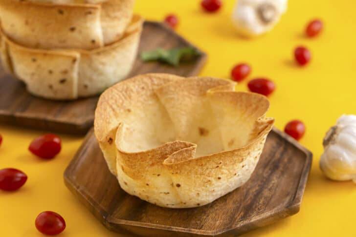 How to bake tortilla bowls