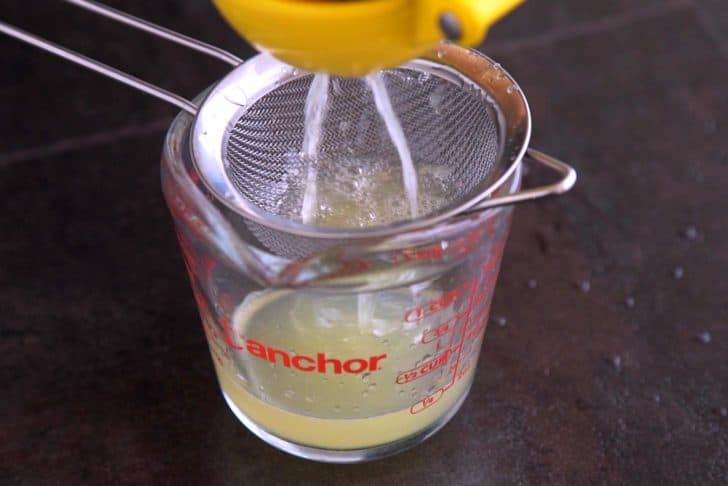 How to make lemonade with lemons