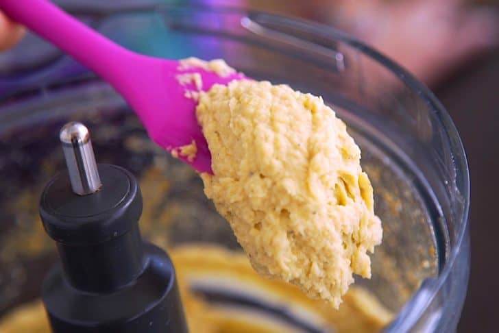 How to Make Homemade Hummus without Tahini