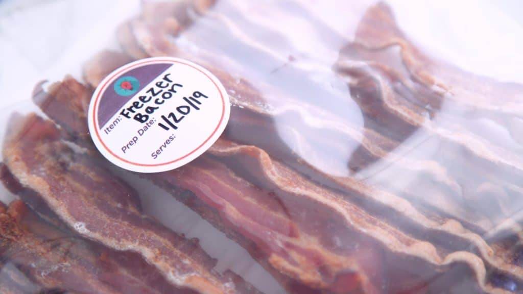 How to Cook Bacon in the Oven, baking bacon, how long to cook bacon in oven, freezing bacon, keto breakfast ideas, keto meal prep