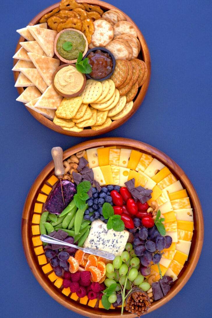 How to Make a Cheese Board
