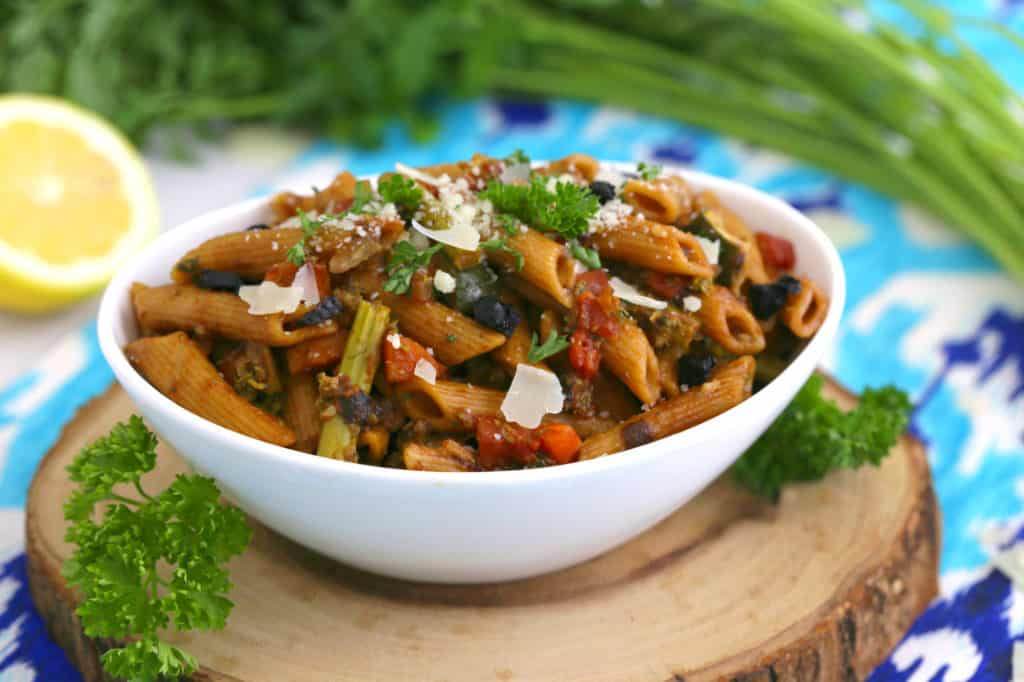 Instant Pot Pasta Primavera, primavera pasta, instant pot pasta, healthy pasta primavera, instant pot recipes, best instant pot recipes, vegan instant pot, instant pot meals, how to cook pasta in the instant pot