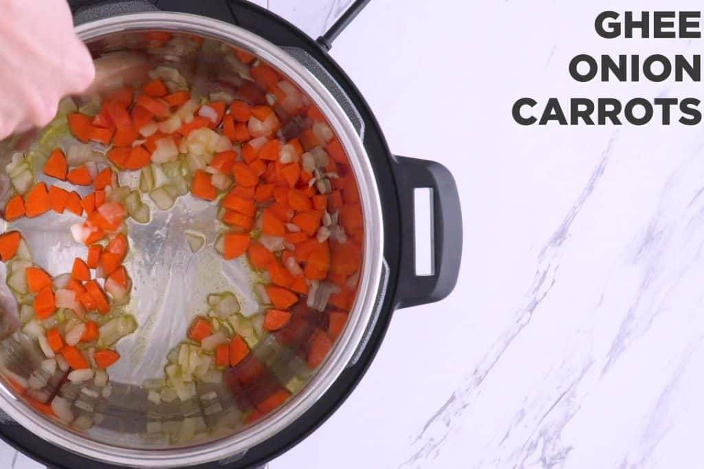 Instant Pot Risotto Recipes, vegetarian risotto recipe, arborio rice recipe, risotto instant pot, homemade risotto, instapot recipes, easy instant pot recipes, vegetarian pressure cooker recipes, pea and mint risotto
