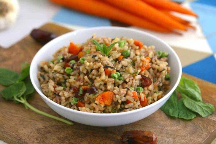 Instant Pot Risotto Recipe, vegetable risotto, healthy risotto, risotto instant pot, how to make risotto, instant pot recipes, best instant pot recipes, healthy instant pot recipes, instant pot dinners, instant pot meals, vegan pressure cooker recipes, spring vegetable risotto