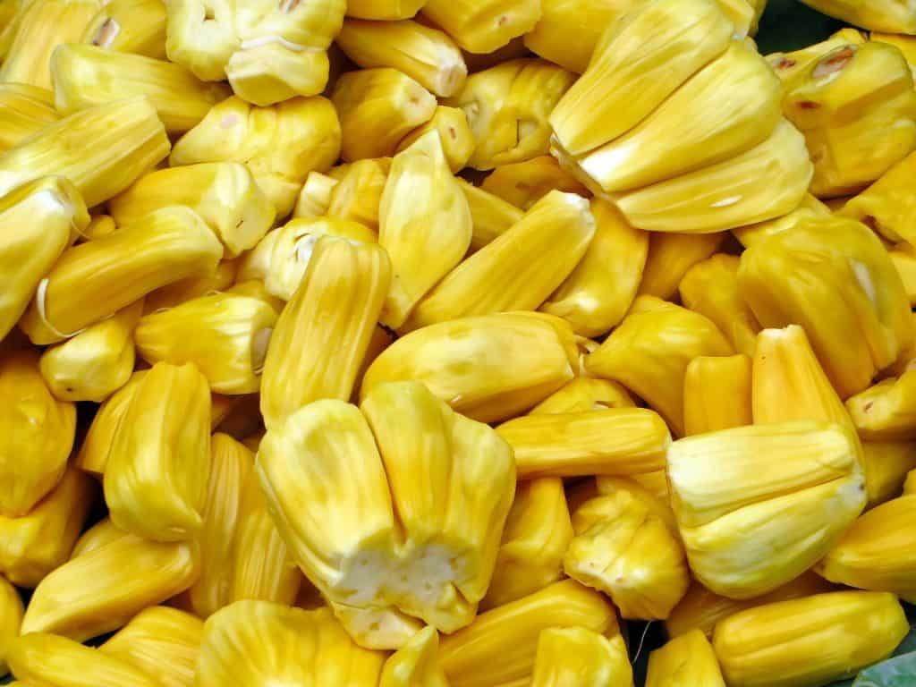 cut and peeled jackfruit pieces