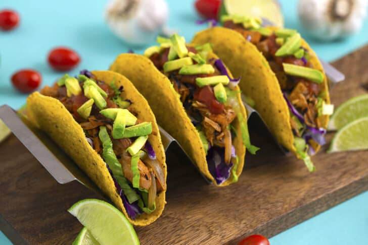 Jackfruit Pulled Pork Tacos