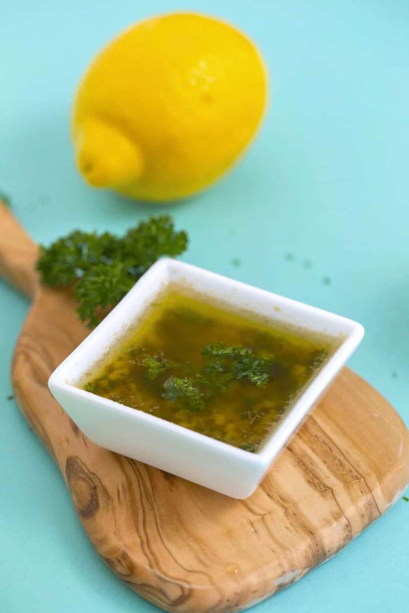 How to Make Lemon Butter Sauce for Fish