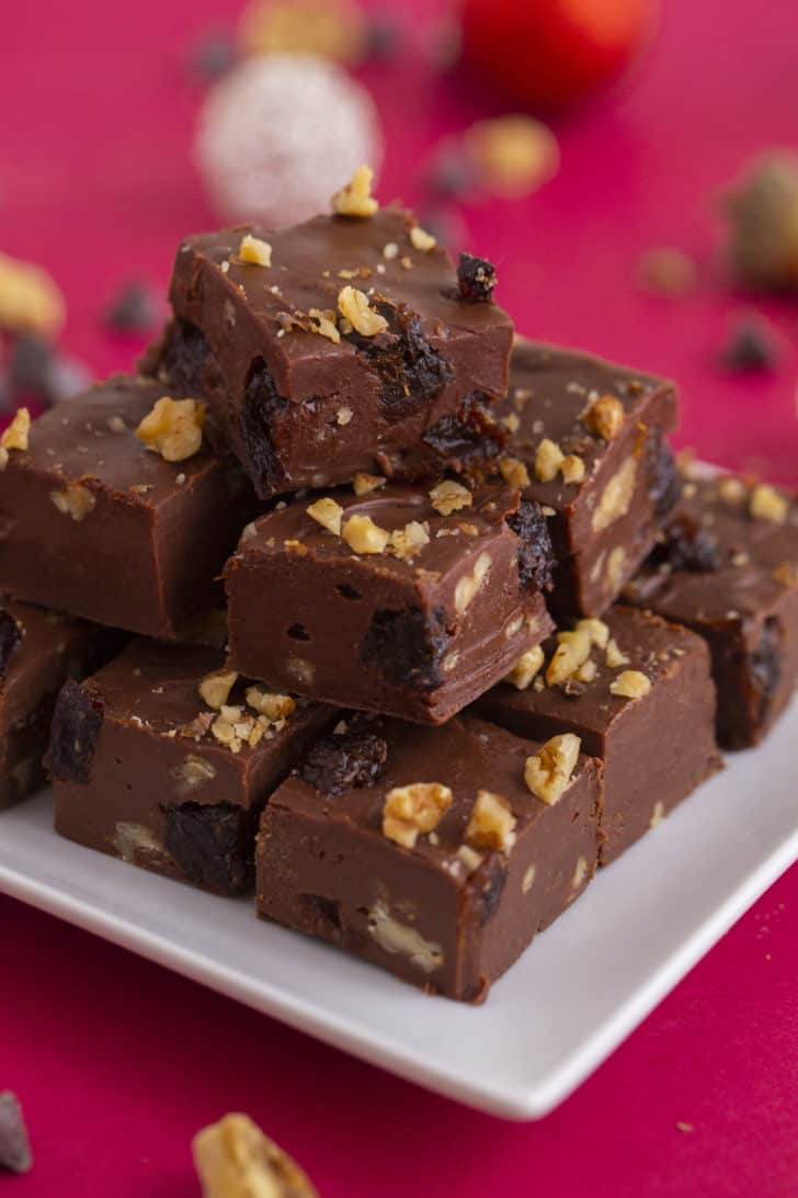 Easy Chocolate Walnut Fudge Recipe