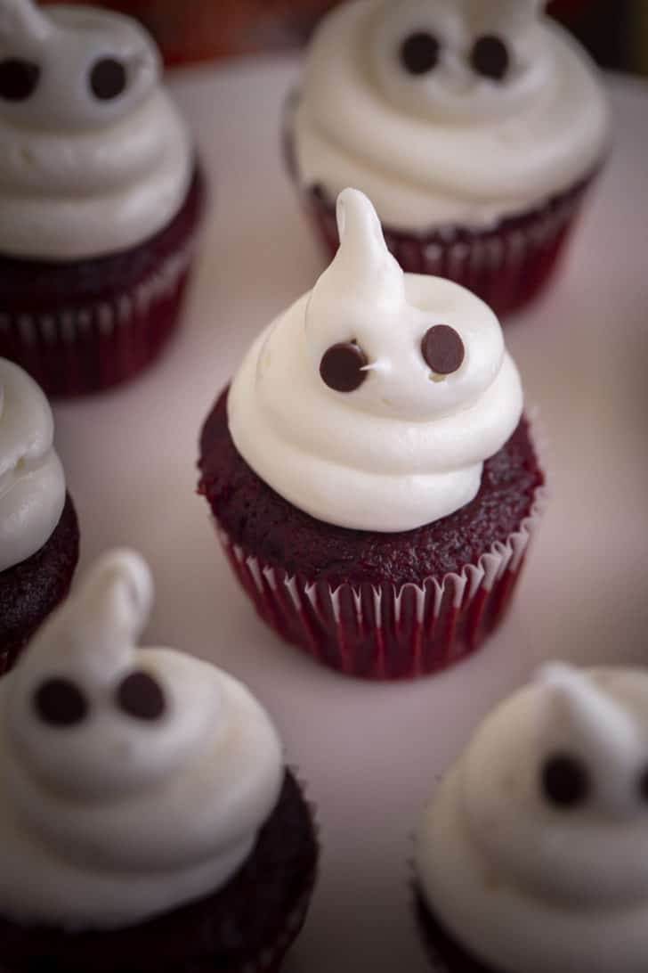 Mini Halloween Ghost Cupcakes