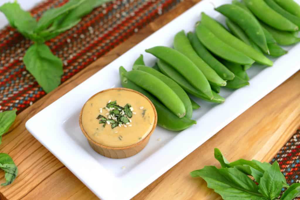 mushroom chips recipe, crispy mushroom chips, Portobello mushroom chips, low carb chips, baked vegetable chips, mushroom crisp, asian dip, asian sesame dipping sauce, sesame mayo sauce