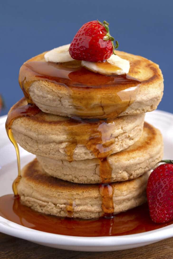 Fluffy Oat Flour Pancakes Recipe