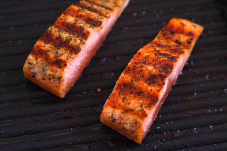 How to grill salmon on stovetop with grill pan