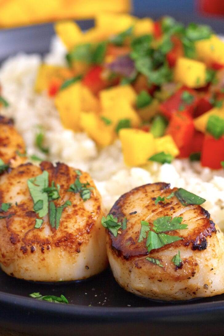 Easy Pan Seared Scallops in Butter
