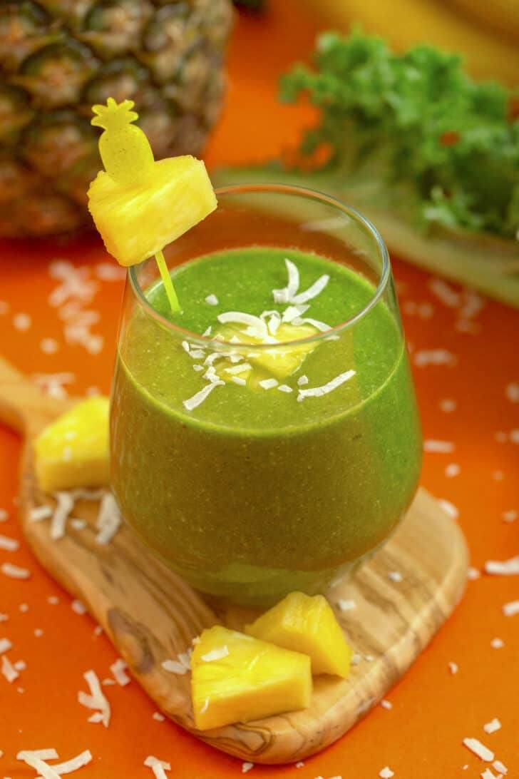 Pineapple Kale Smoothie Recipe