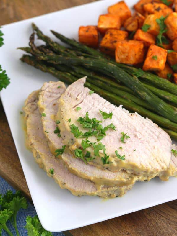 pork loin roast, pork loin recipes, pork roast, how to cook pork loin, pork roast in oven, how to cook a pork roast, boneless pork loin recipes
