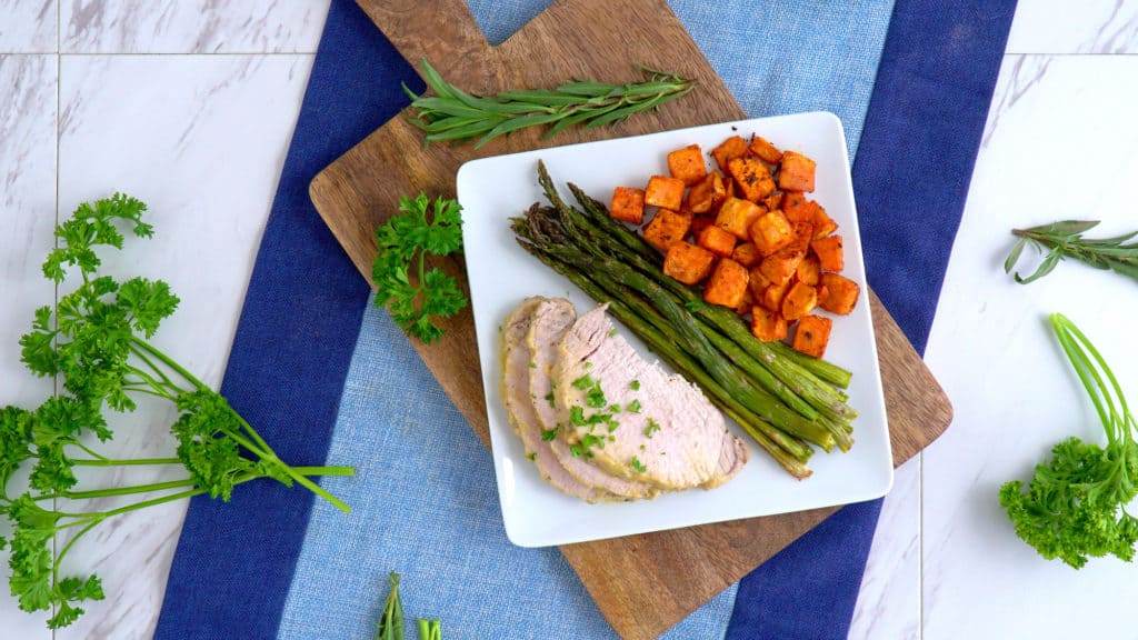 pork loin roast, pork loin recipes, pork roast, how to cook pork loin, pork roast in oven, how to cook a pork roast, boneless pork loin recipes