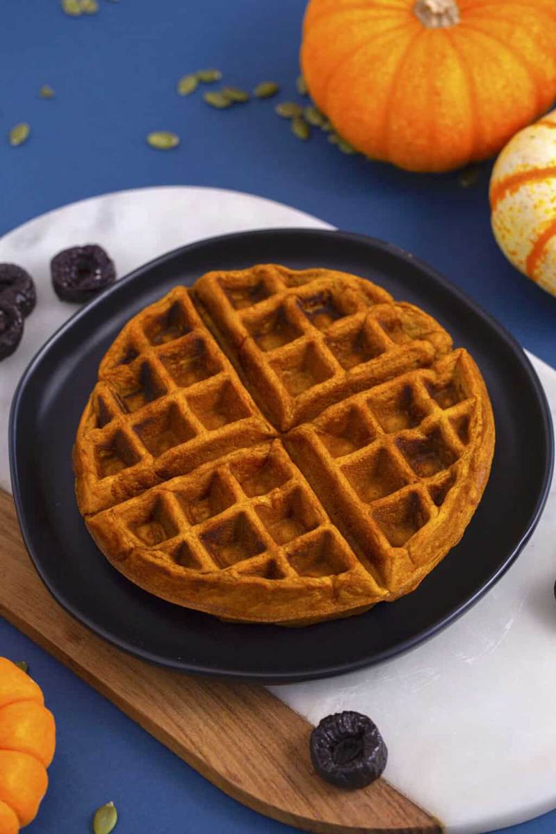 Fluffy Pumpkin Spice Waffles