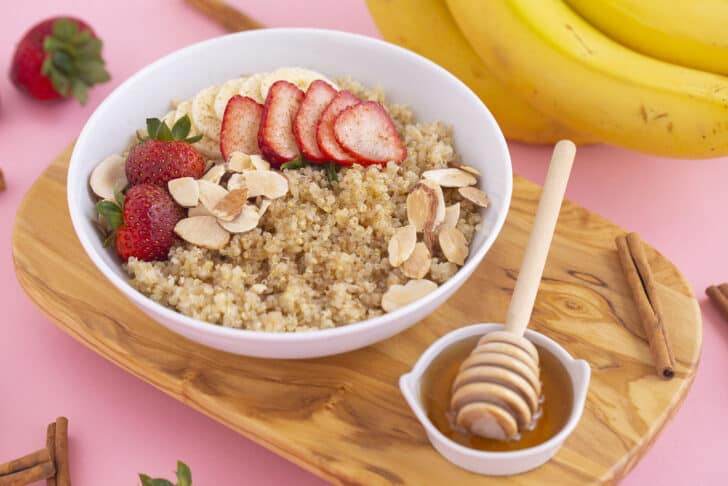 Healthy Breakfast Bowl with Quinoa