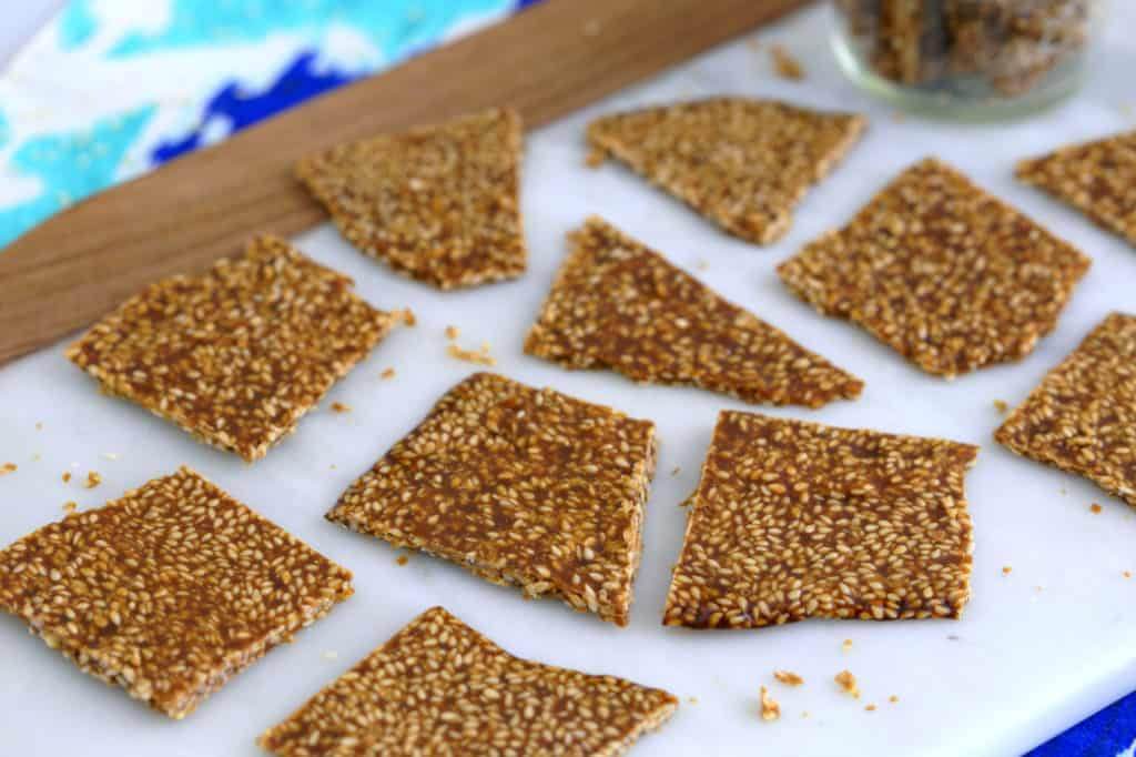 sesame brittle candy, sesame candy, crunchy sesame seed brittle, sesame seed snacks, healthy brittle recipe, homemade vegan candy, how to make healthy candy